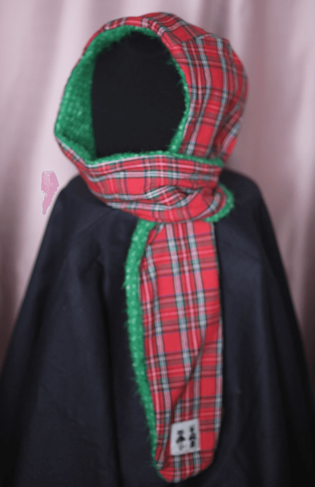 plaid/green hood-scarf