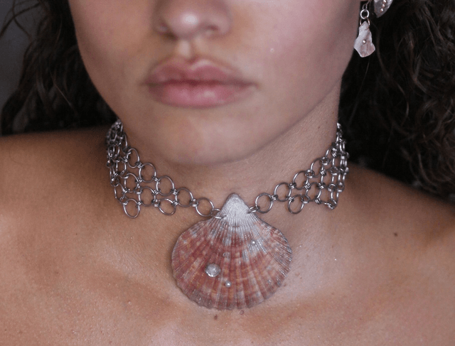 'medieval mermaid' necklace