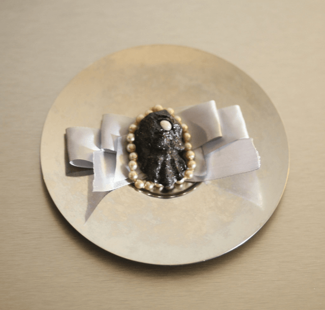 'black glitter' brooch