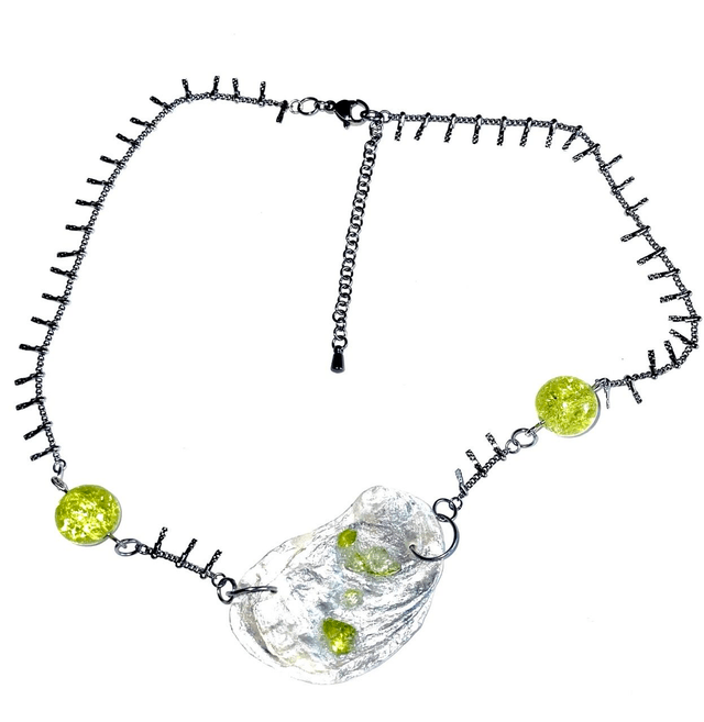 'écume satinée' necklace