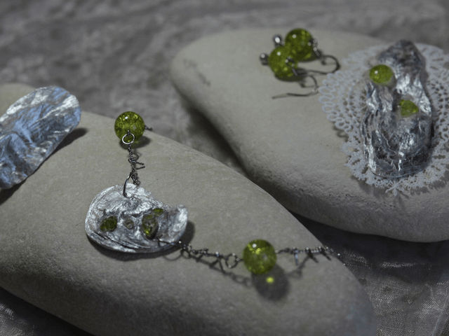 'écume satinée' necklace