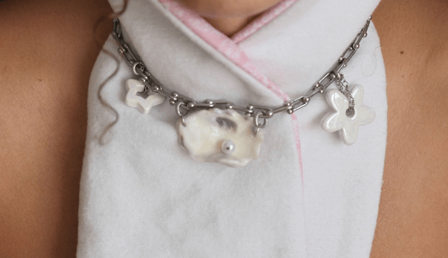 'oyster cream' necklace