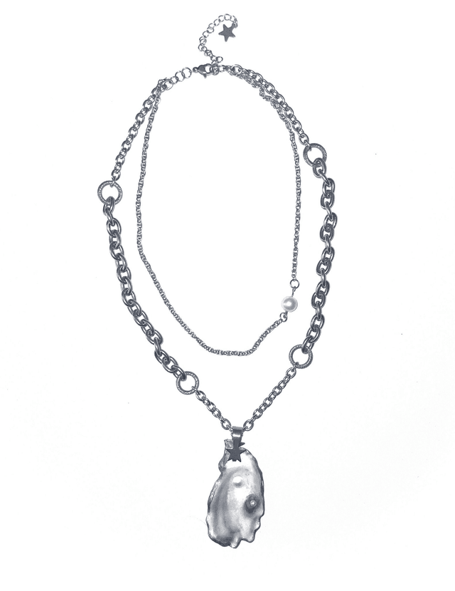 &#039;silver oyster&#039; necklace
