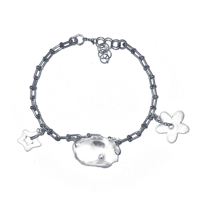 &#039;oyster cream&#039; necklace
