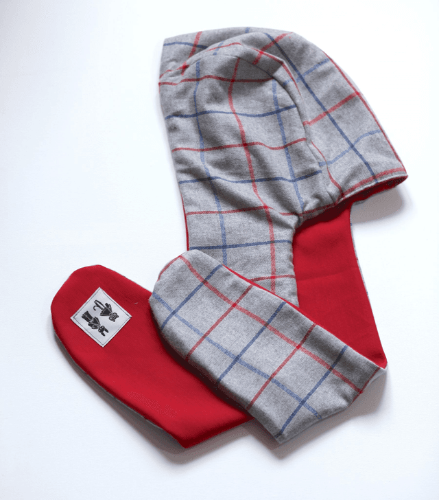 red/grey hood-scarf